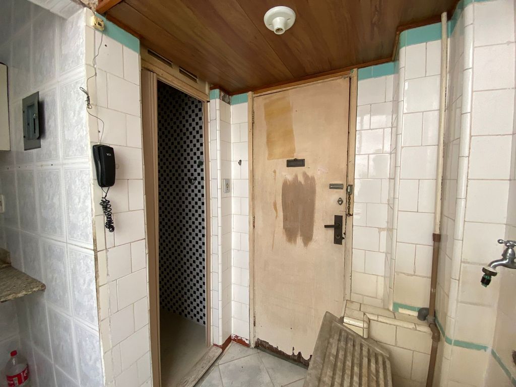 Imagens do imóveis Apartamento de Três Quartos com 103m² no Bairro de Fátima no Centro RJ