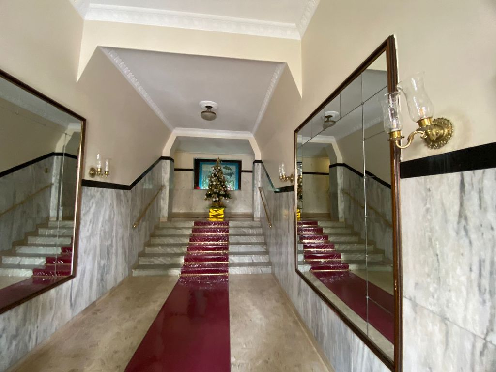 Imagens do imóveis Apartamento de Três Quartos com 103m² no Bairro de Fátima no Centro RJ
