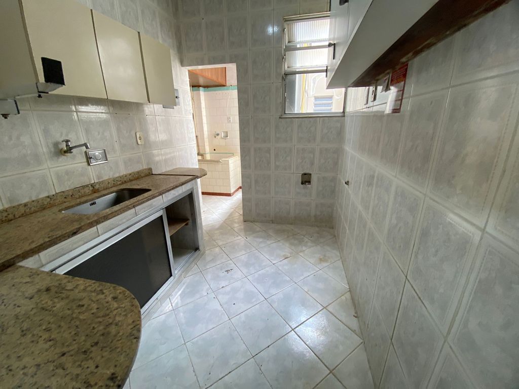 Imagens do imóveis Apartamento de Três Quartos com 103m² no Bairro de Fátima no Centro RJ