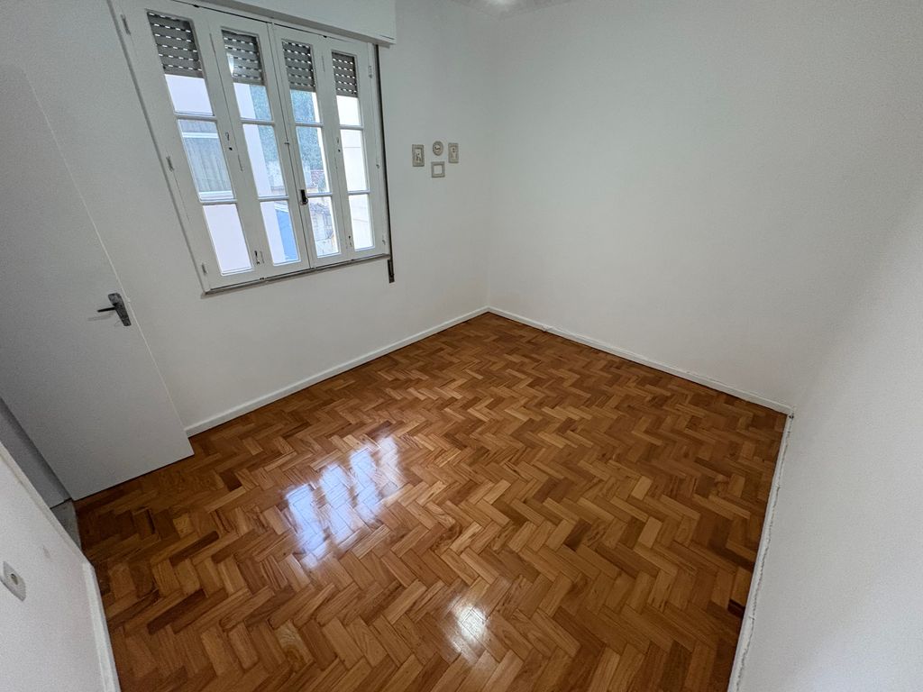 Imagens do imóveis Apartamento de Três Quartos com 103m² no Bairro de Fátima no Centro RJ