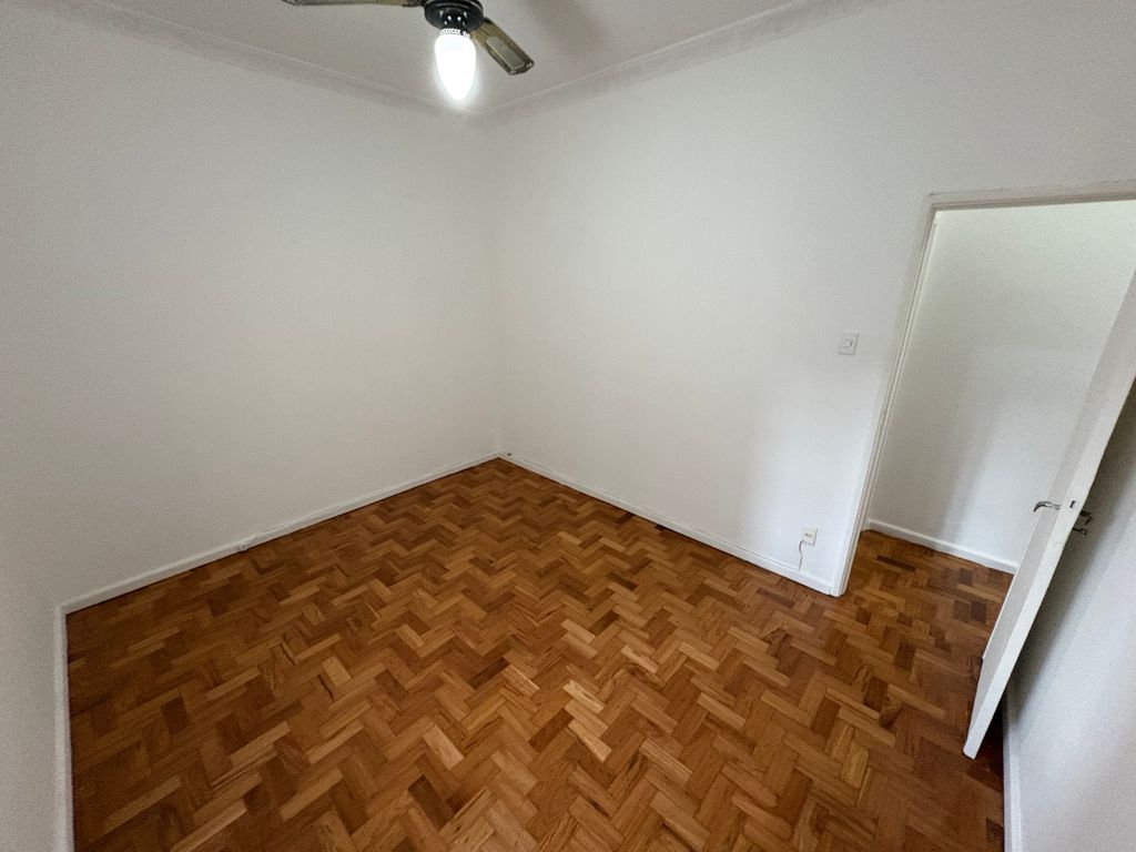 Imagens do imóveis Apartamento de Três Quartos com 103m² no Bairro de Fátima no Centro RJ