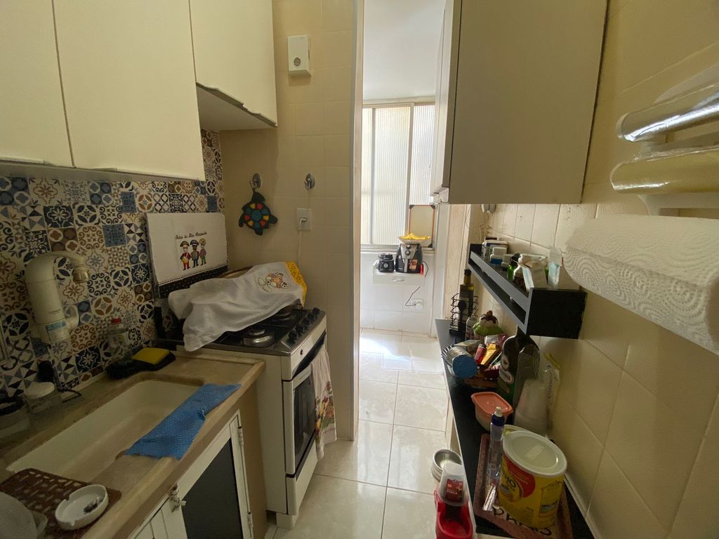 Imagens do imóveis Apartamento de Quarto e Sala Amplo na Rua Riachuelo no Centro do Rio de Janeiro