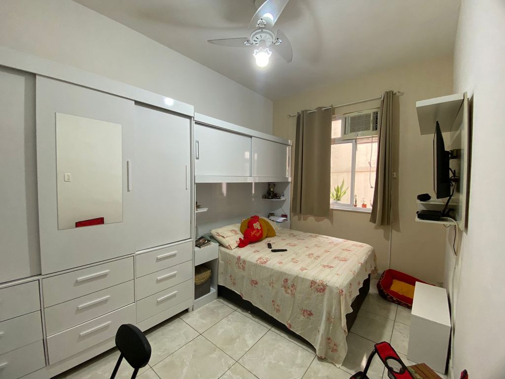 Imagens do imóveis Apartamento de Quarto e Sala Amplo na Rua Riachuelo no Centro do Rio de Janeiro