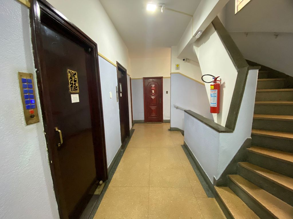 Imagens do imóveis Apartamento de Quarto e Sala Amplo na Rua Riachuelo no Centro do Rio de Janeiro