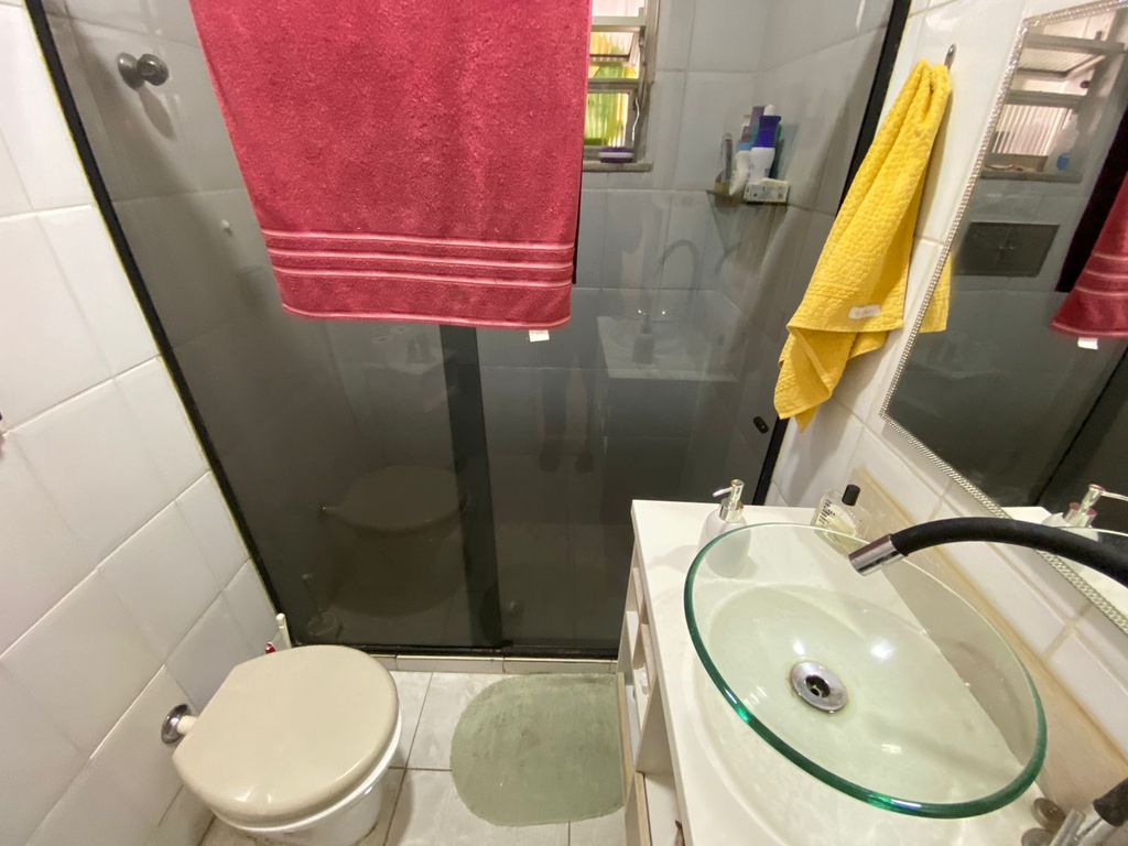 Imagens do imóveis Apartamento de Quarto e Sala Amplo na Rua Riachuelo no Centro do Rio de Janeiro
