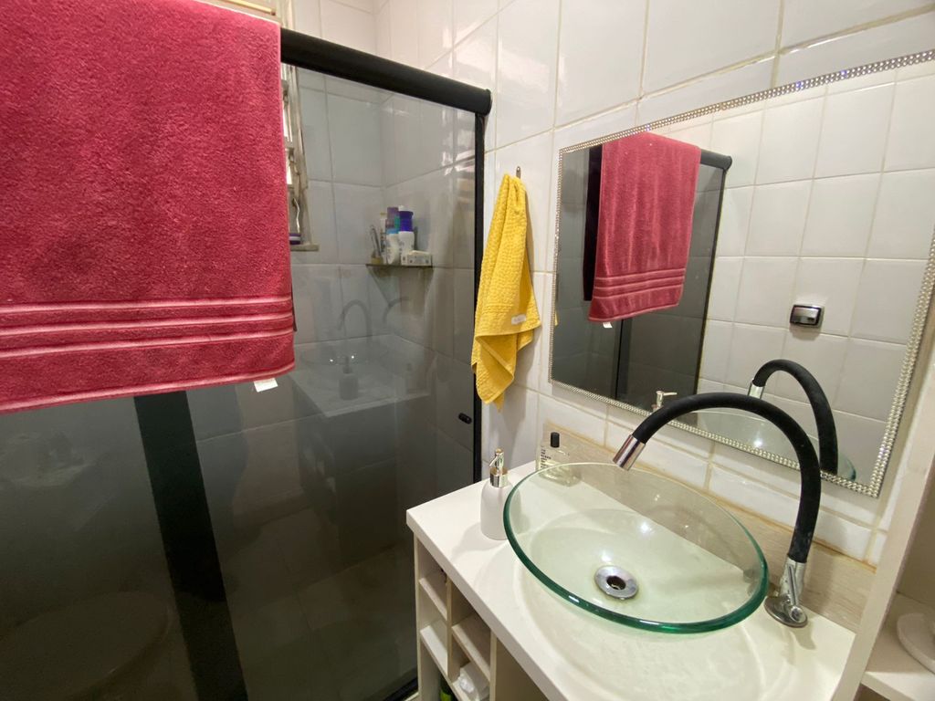 Imagens do imóveis Apartamento de Quarto e Sala Amplo na Rua Riachuelo no Centro do Rio de Janeiro
