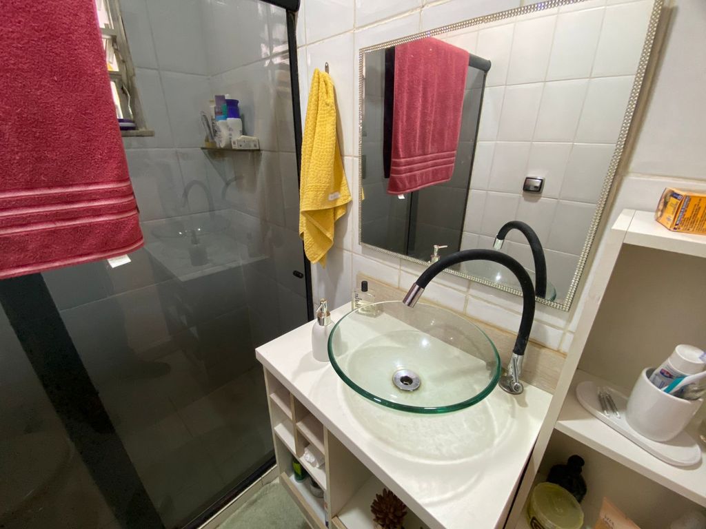Imagens do imóveis Apartamento de Quarto e Sala Amplo na Rua Riachuelo no Centro do Rio de Janeiro