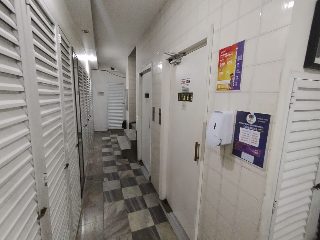 Imagens do imóveis Apartamento Quarto e Sala na Rua do Rezende