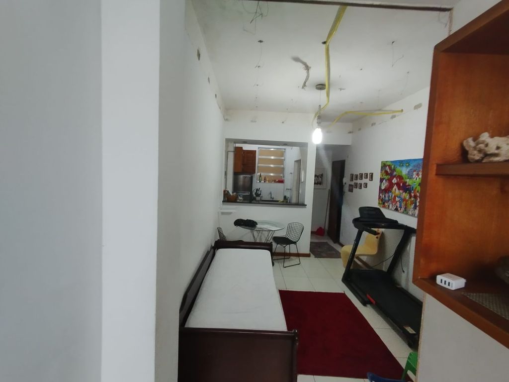 Imagens do imóveis Apartamento Quarto e Sala na Rua do Rezende