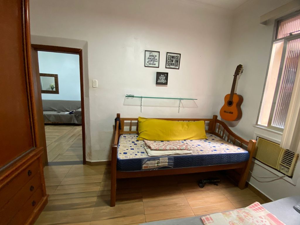 Imagens do imóveis Apartamento Tipo Casa Com Três Quartos e Área externa no Centro Rio de Janeiro