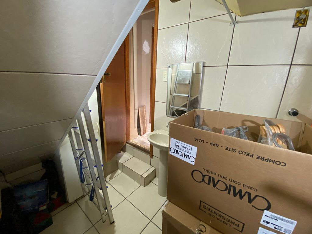 Imagens do imóveis Apartamento Tipo Casa Com Três Quartos e Área externa no Centro Rio de Janeiro