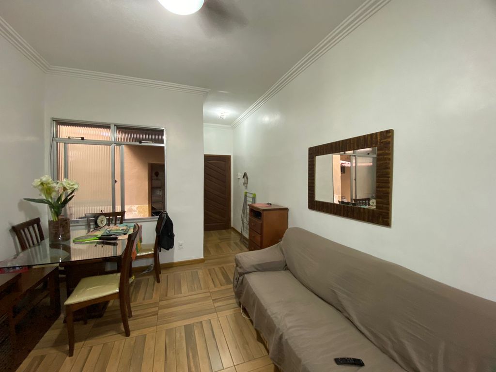 Imagens do imóveis Apartamento Tipo Casa Com Três Quartos e Área externa no Centro Rio de Janeiro