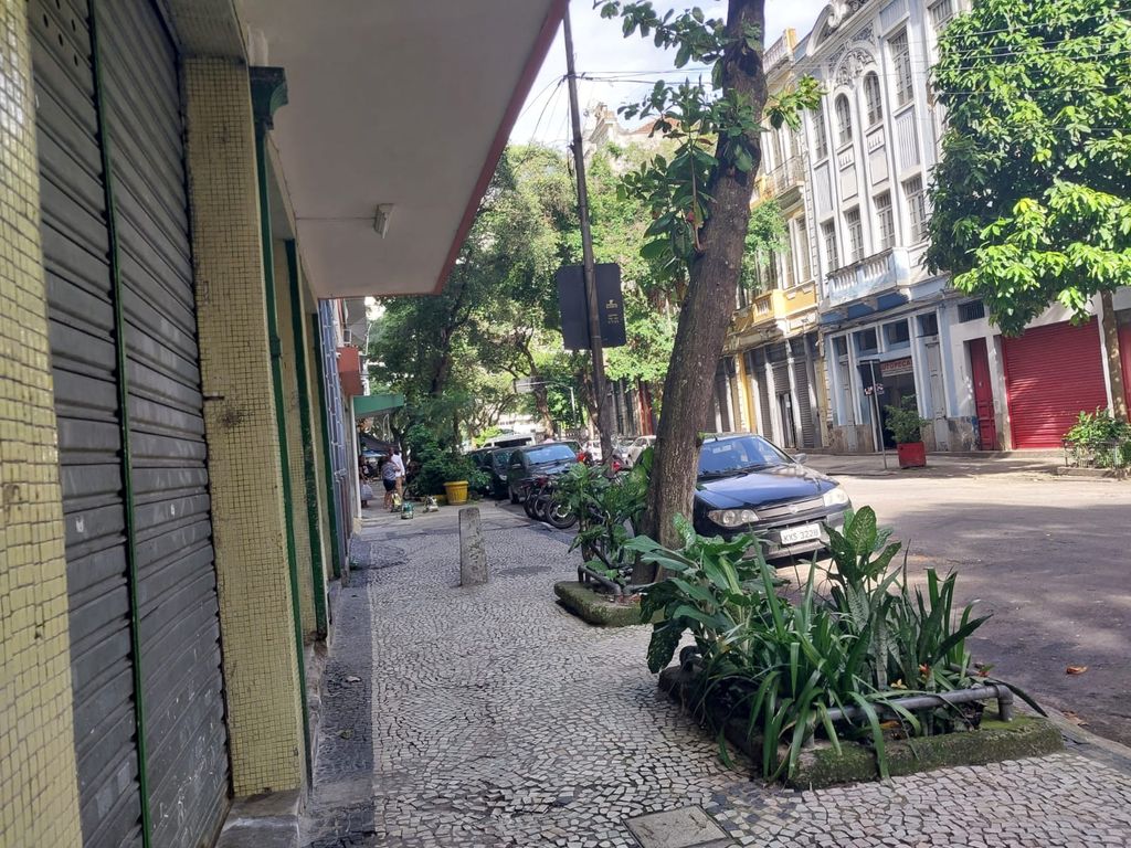 Imagens do imóveis Apartamento Dois Quartos No Centro