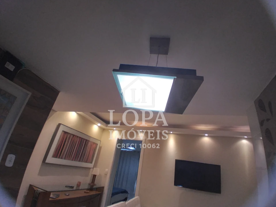 Imagens do imóveis Um apartamento dividido em dois, à venda em Copacabana com cento e vinte metros por  um milhão e quarenta mil reais
