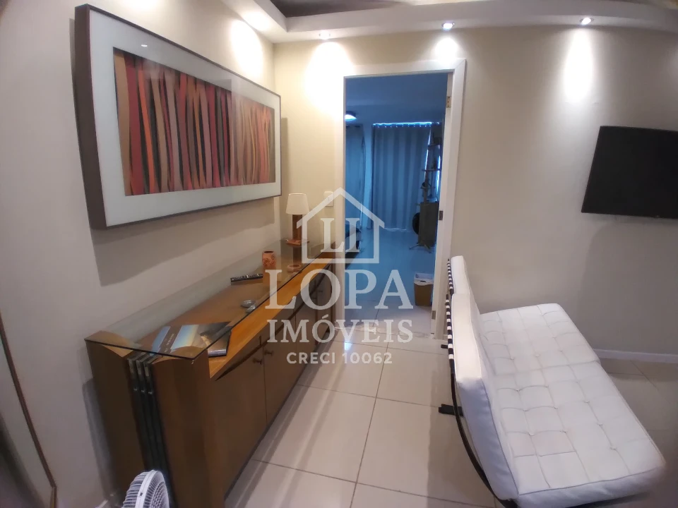 Imagens do imóveis Um apartamento dividido em dois, à venda em Copacabana com cento e vinte metros por  um milhão e quarenta mil reais