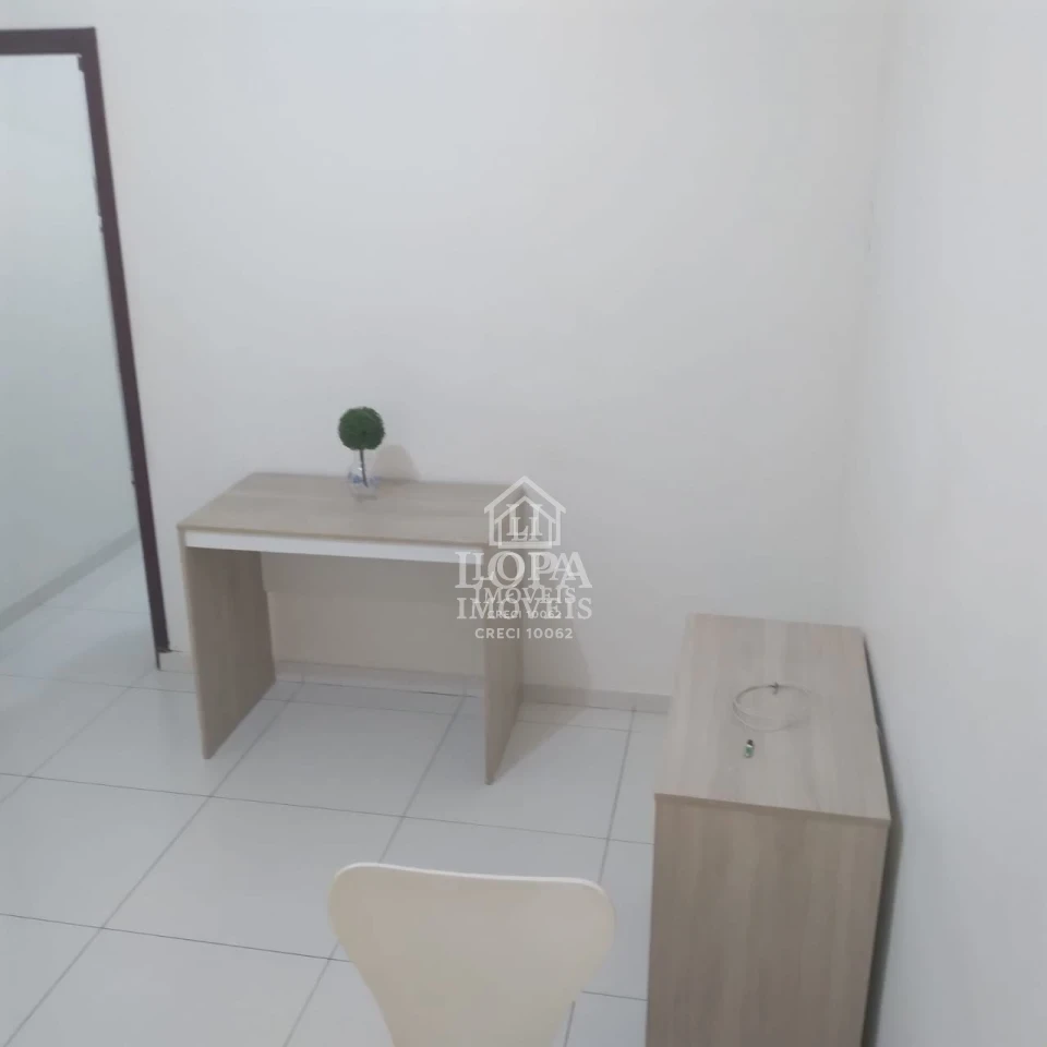 Sala Comercial A Vanda Na Praça TiraDentes