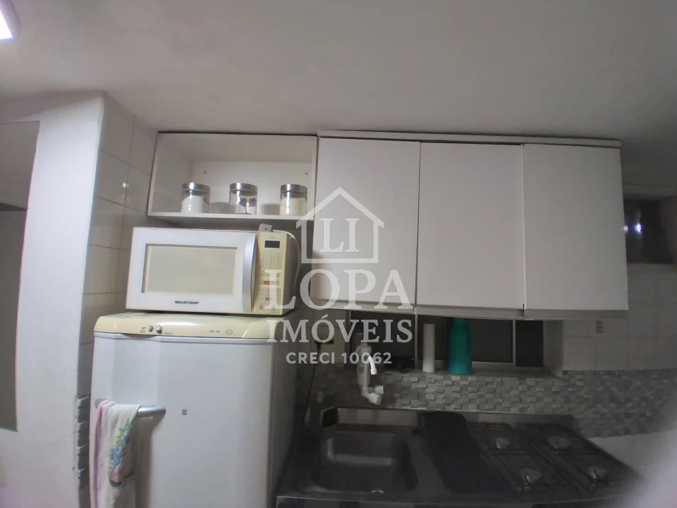 Imagens do imóveis Um apartamento dividido em dois, à venda em Copacabana com cento e vinte metros por  um milhão e quarenta mil reais