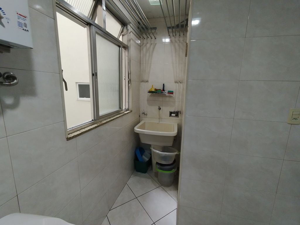 Imagens do imóveis Apartamento de Sala Dois Quartos com Área de serviços em centro Rio de Janeiro