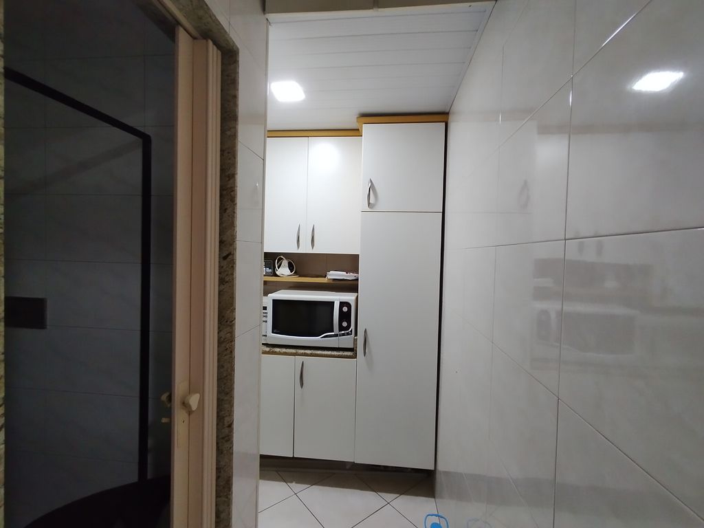 Imagens do imóveis Apartamento de Sala Dois Quartos com Área de serviços em centro Rio de Janeiro