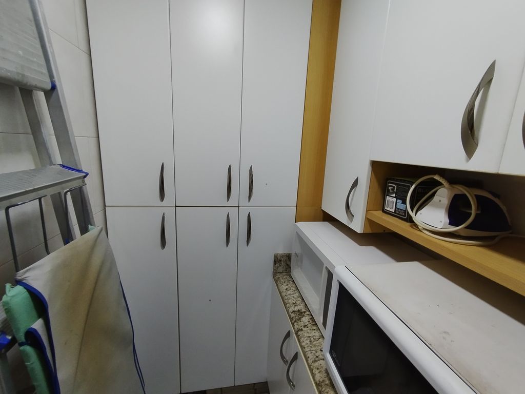 Imagens do imóveis Apartamento de Sala Dois Quartos com Área de serviços em centro Rio de Janeiro