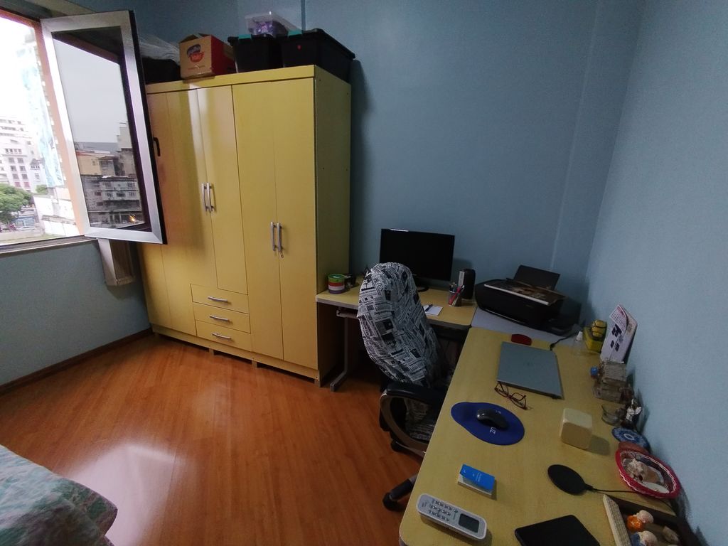 Imagens do imóveis Apartamento de Sala Dois Quartos com Área de serviços em centro Rio de Janeiro