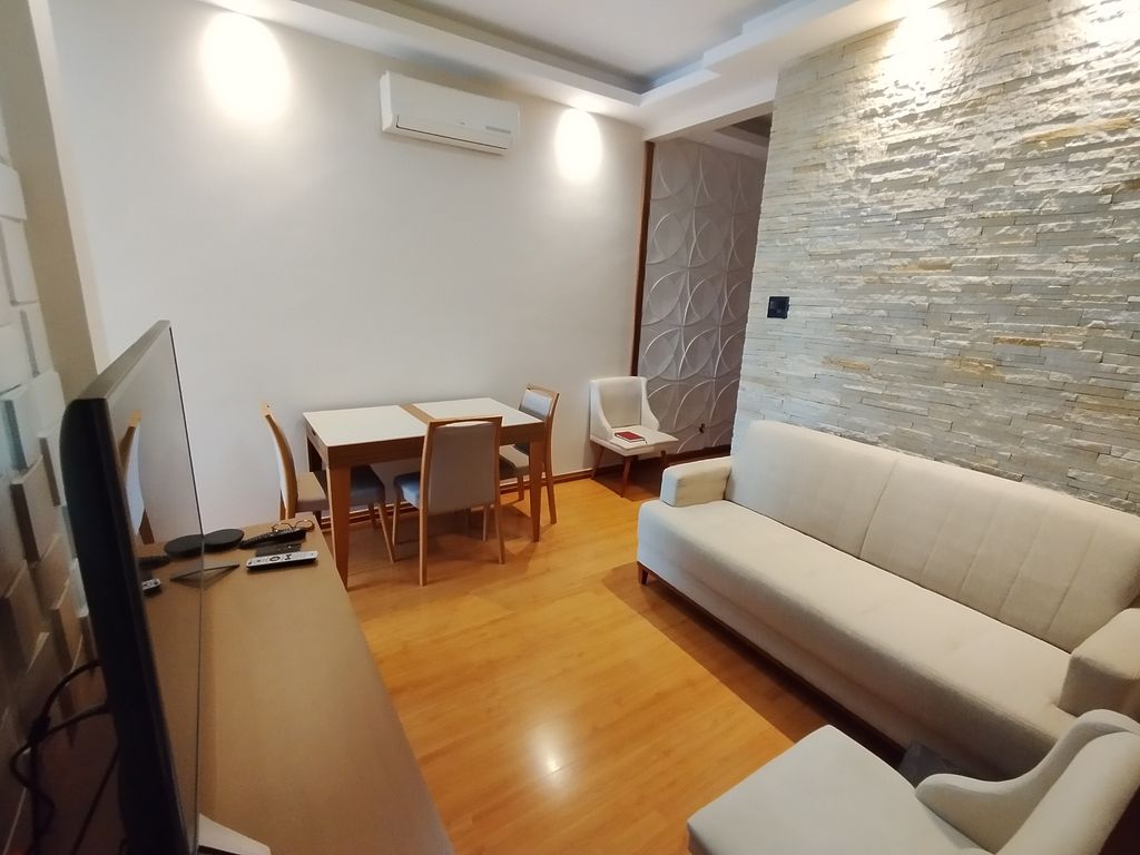 Imagens do imóveis Apartamento de Sala Dois Quartos com Área de serviços em centro Rio de Janeiro