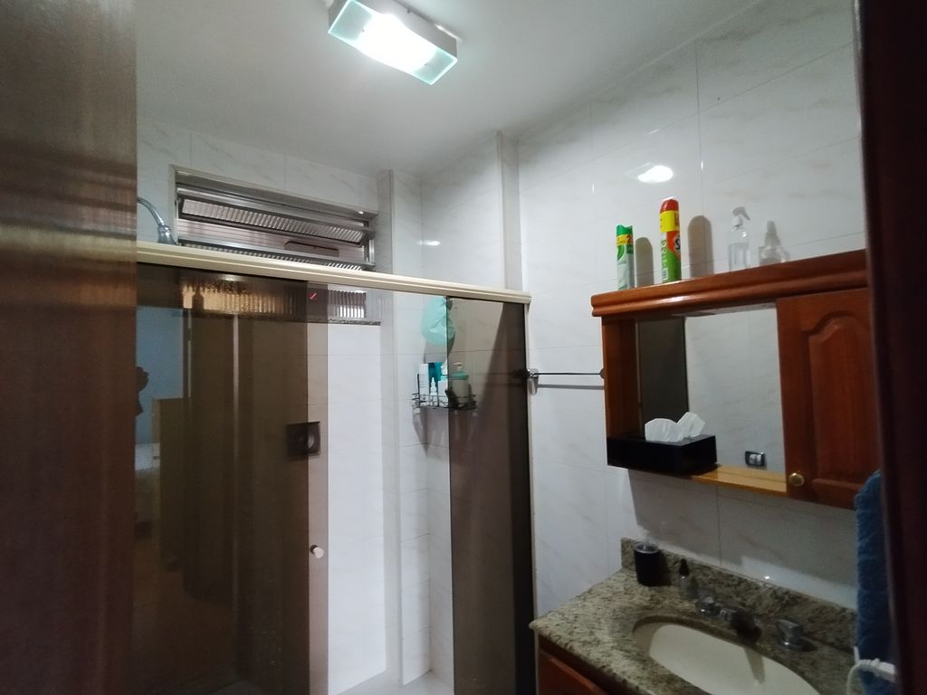 Imagens do imóveis Apartamento de Sala Dois Quartos com Área de serviços em centro Rio de Janeiro