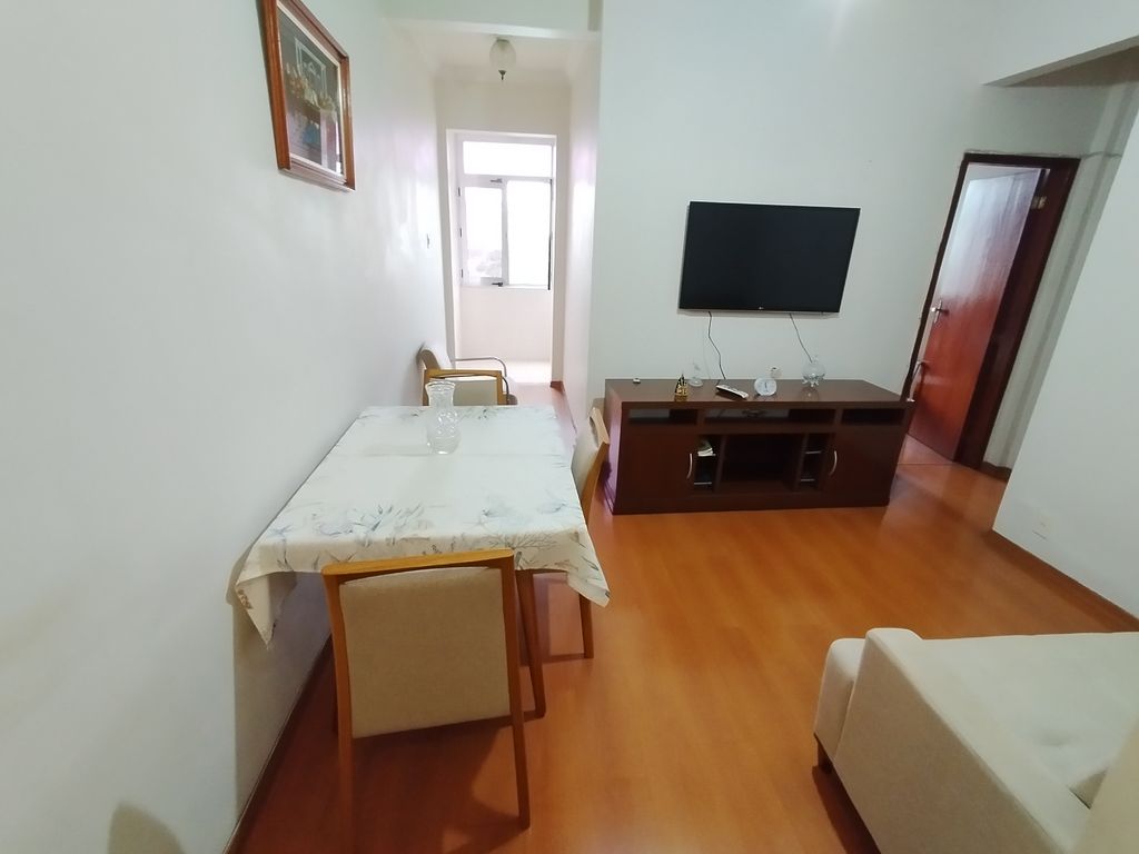 Imagens do imóveis Apartamento de Sala e Dois Quartos e Dependência no Centro Rio de Janeiro