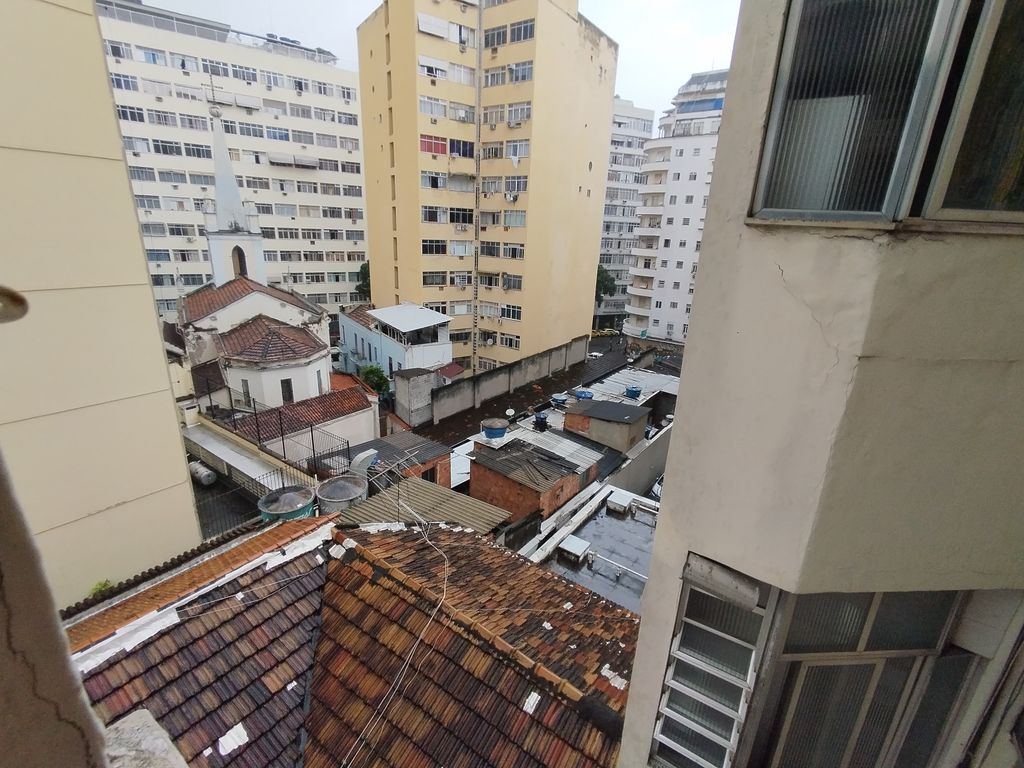 Imagens do imóveis Apartamento de Sala e Dois Quartos e Dependência no Centro Rio de Janeiro
