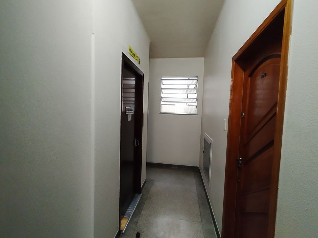 Imagens do imóveis Apartamento de Sala e Dois Quartos e Dependência no Centro Rio de Janeiro