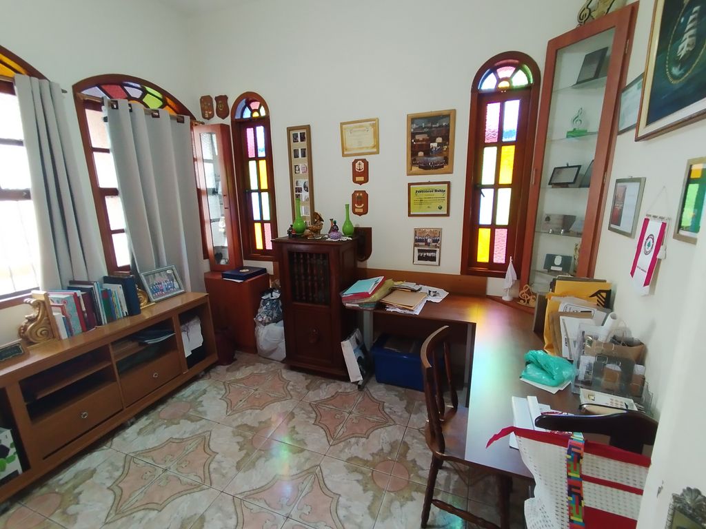 Imagens do imóveis Casa Duplex em Maracanã Rio de Janeiro, com quatro quartos com terraço