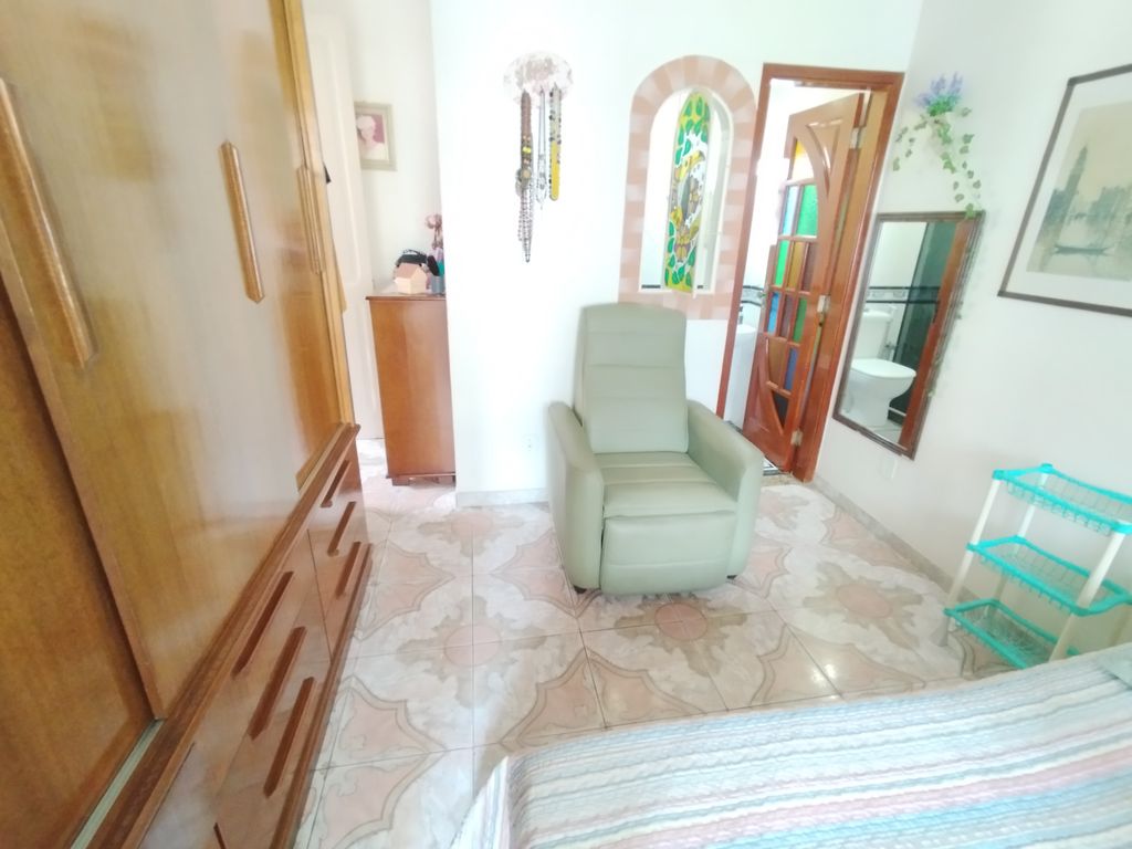 Imagens do imóveis Casa Duplex em Maracanã Rio de Janeiro, com quatro quartos com terraço