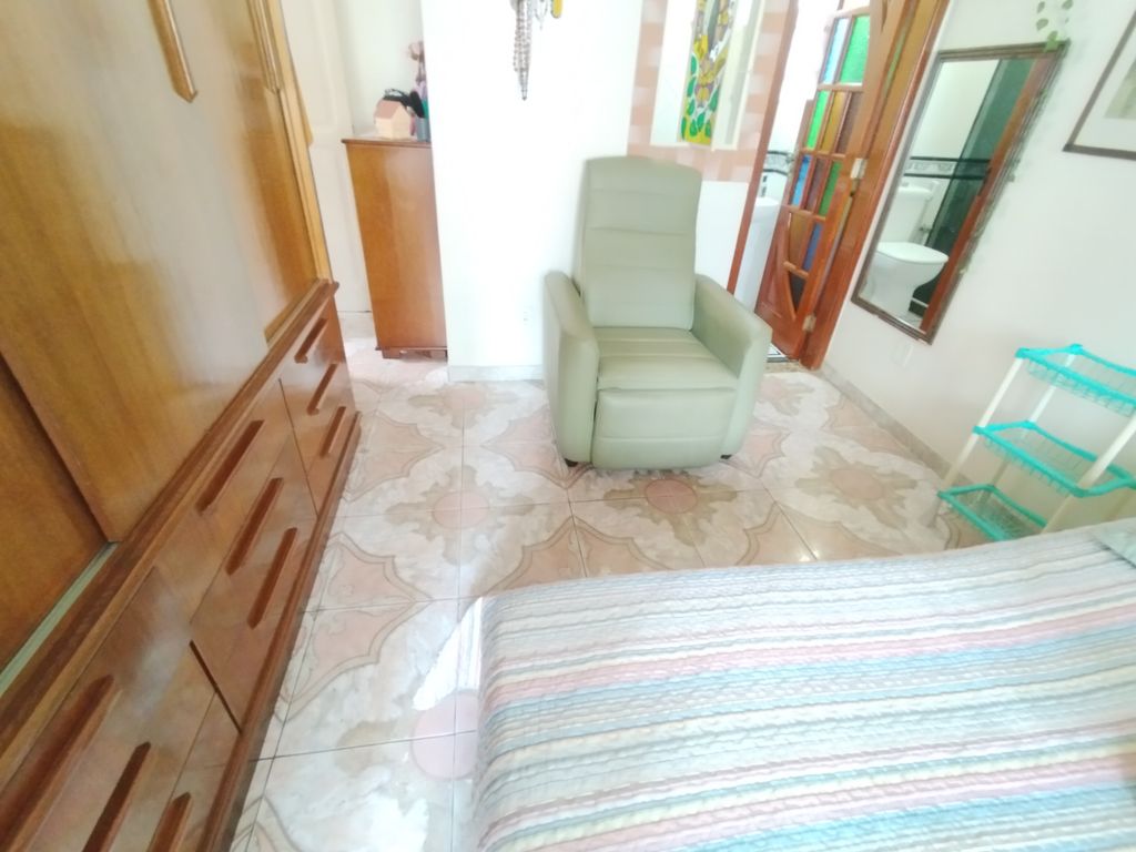 Imagens do imóveis Casa Duplex em Maracanã Rio de Janeiro, com quatro quartos com terraço