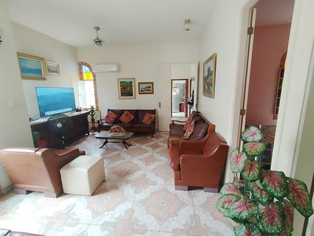 Imagens do imóveis Casa Duplex em Maracanã Rio de Janeiro, com quatro quartos com terraço