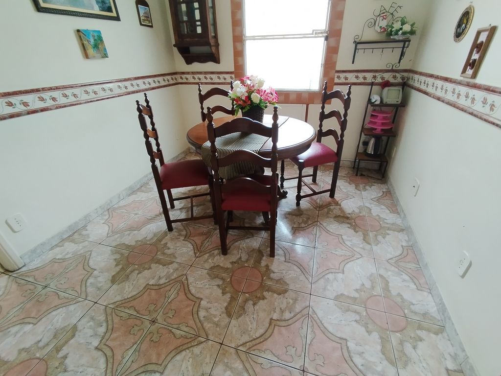 Imagens do imóveis Casa Duplex em Maracanã Rio de Janeiro, com quatro quartos com terraço