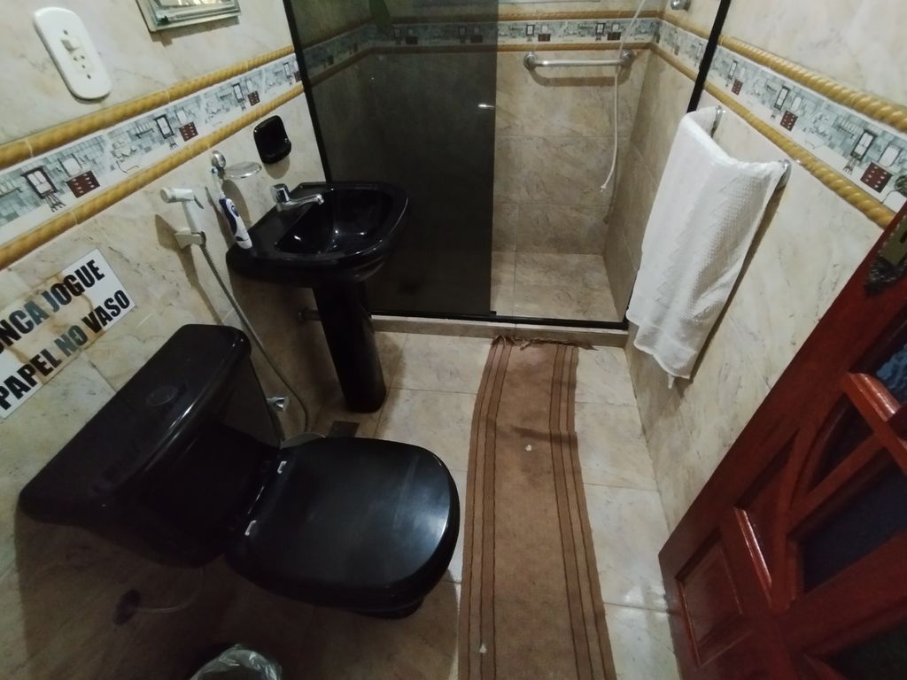 Imagens do imóveis Casa Duplex em Maracanã Rio de Janeiro, com quatro quartos com terraço