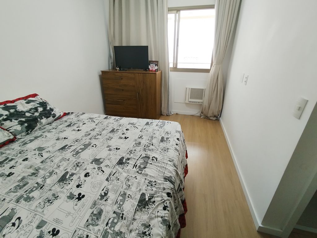 Imagens do imóveis Apartamento de Sala Dois Quartos, Varanda Área e Serviços  Tijuca Rio de Janeiro