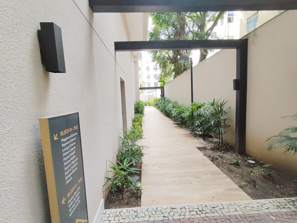 Imagens do imóveis Apartamento de Sala Dois Quartos, Varanda Área e Serviços  Tijuca Rio de Janeiro