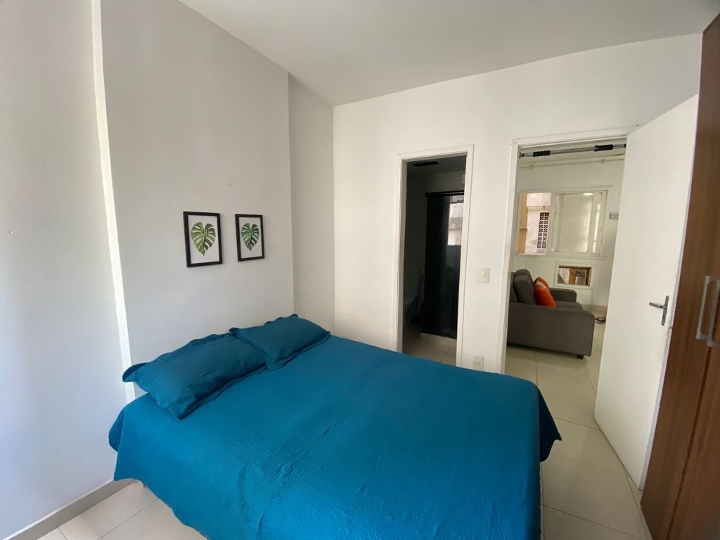 Imagens do imóveis Apartamento Quarto e Sala Reformado Em Prédio com Boa Infraestrutura no Centro