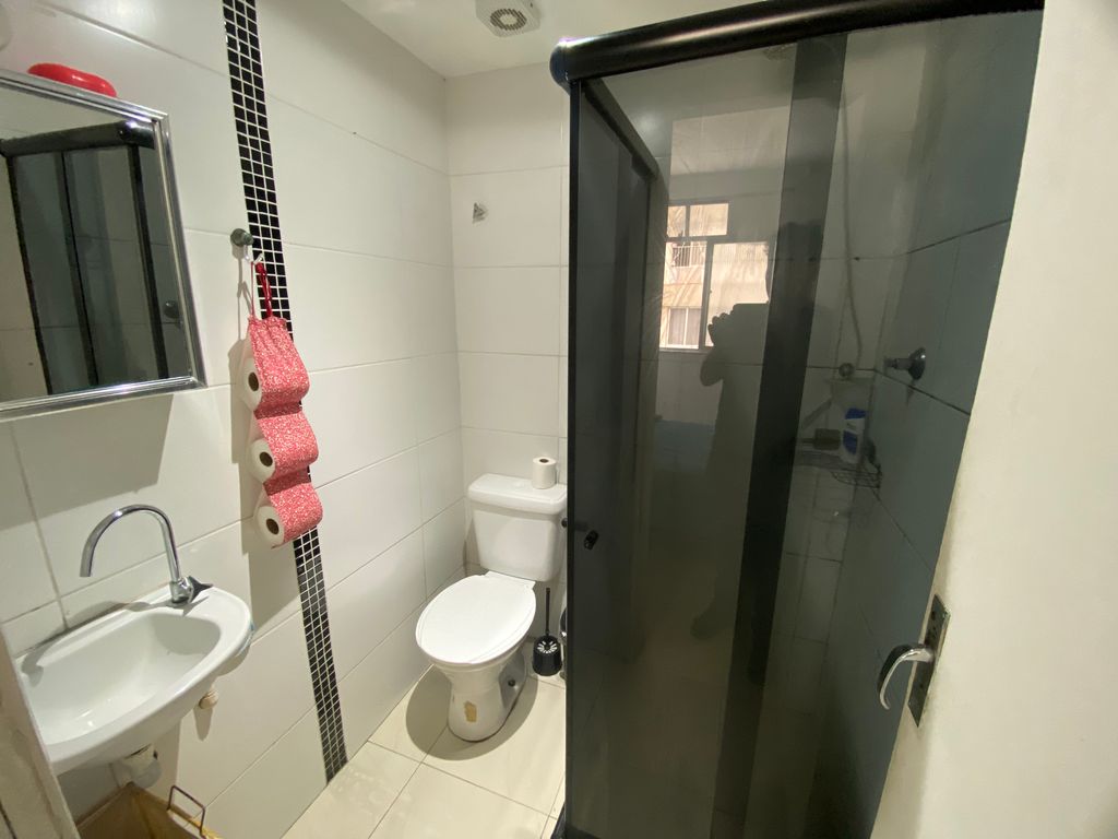 Imagens do imóveis Apartamento Quarto e Sala Reformado Em Prédio com Boa Infraestrutura no Centro