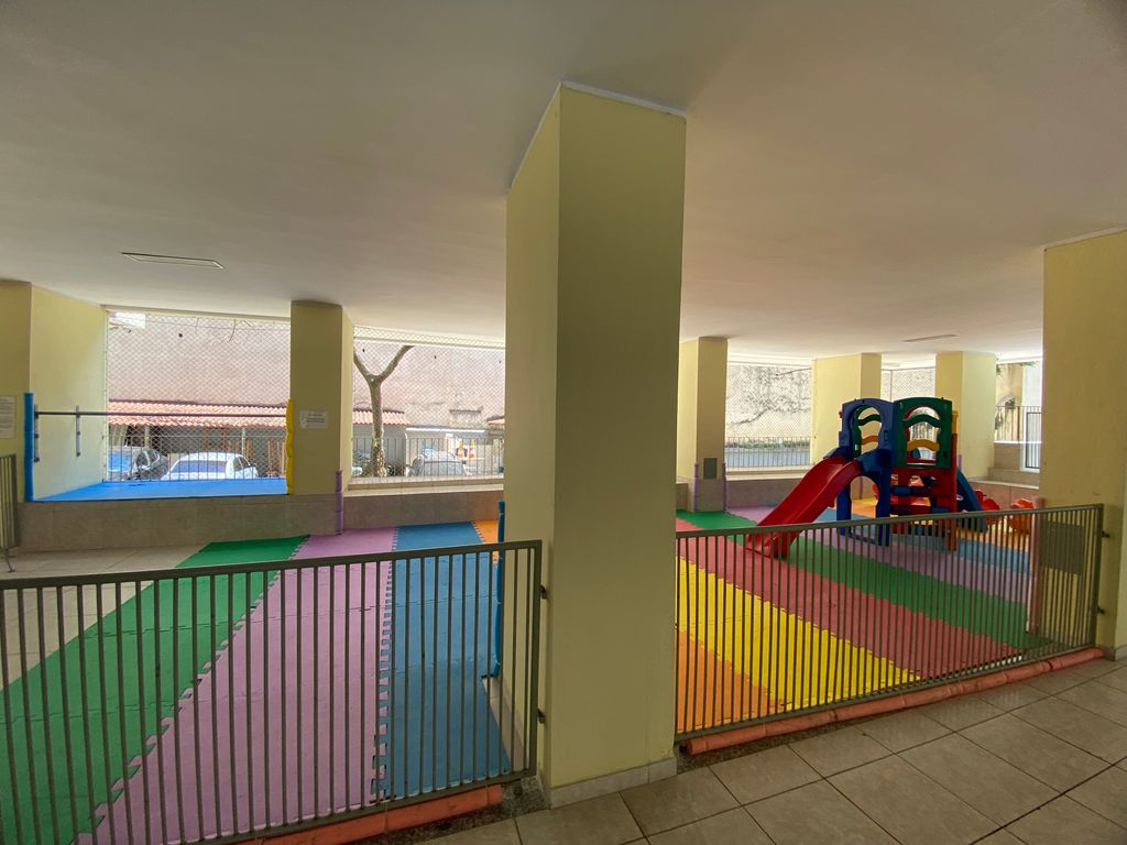 Imagens do imóveis Apartamento Quarto e Sala Reformado Em Prédio com Boa Infraestrutura no Centro