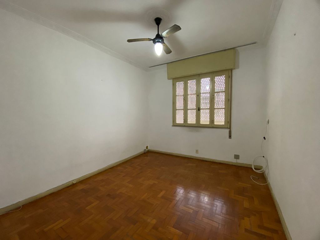 Imagens do imóveis Apartamento de Três Quartos no Bairro de Fátima no Centro do Rio de Janeiro