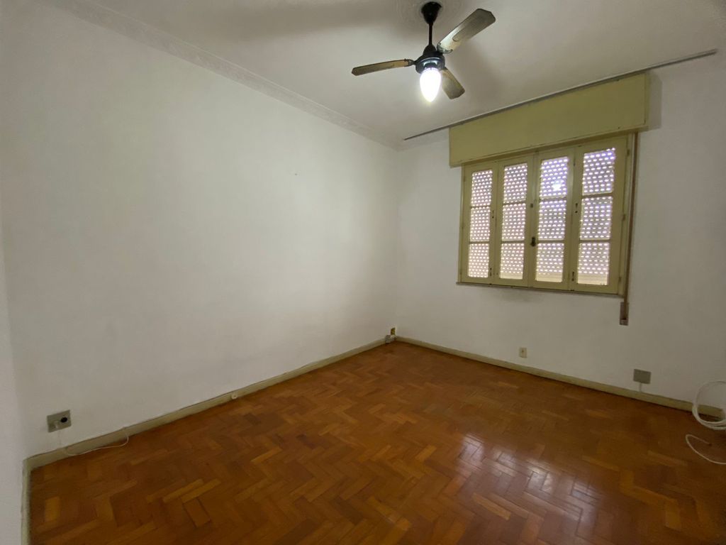 Imagens do imóveis Apartamento de Três Quartos no Bairro de Fátima no Centro do Rio de Janeiro