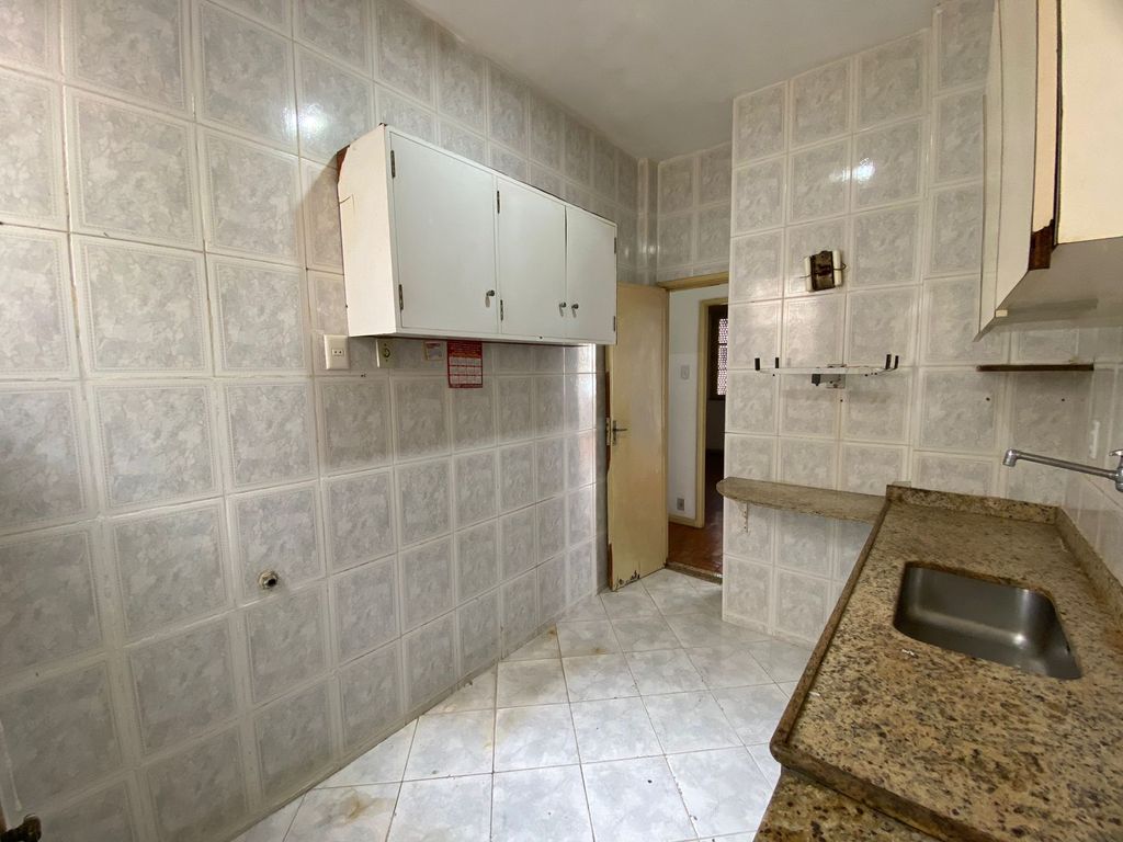 Imagens do imóveis Apartamento de Três Quartos no Bairro de Fátima no Centro do Rio de Janeiro