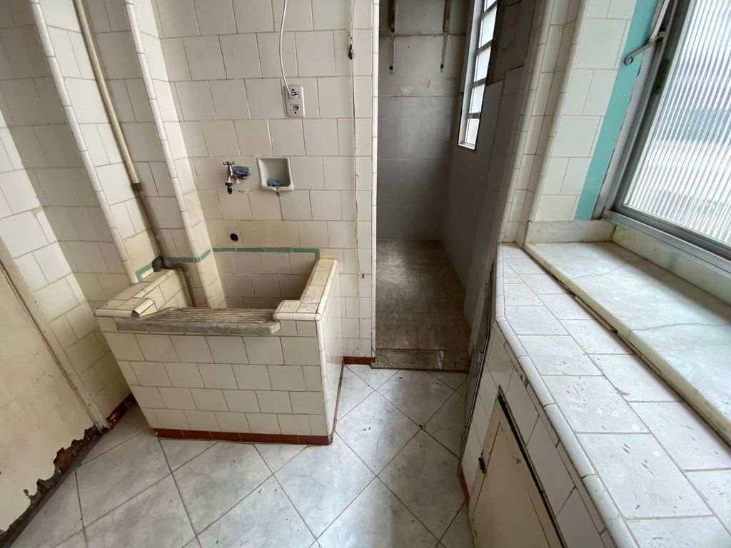 Imagens do imóveis Apartamento de Três Quartos no Bairro de Fátima no Centro do Rio de Janeiro