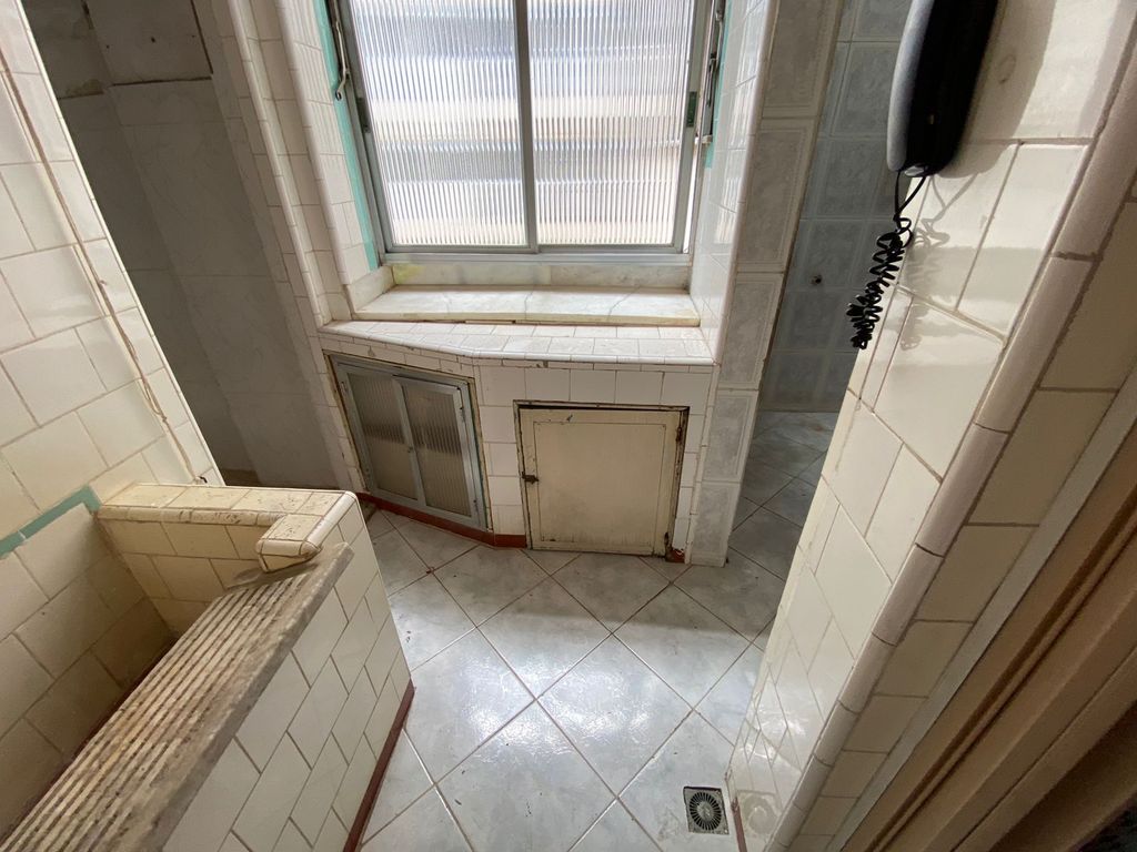 Imagens do imóveis Apartamento de Três Quartos no Bairro de Fátima no Centro do Rio de Janeiro