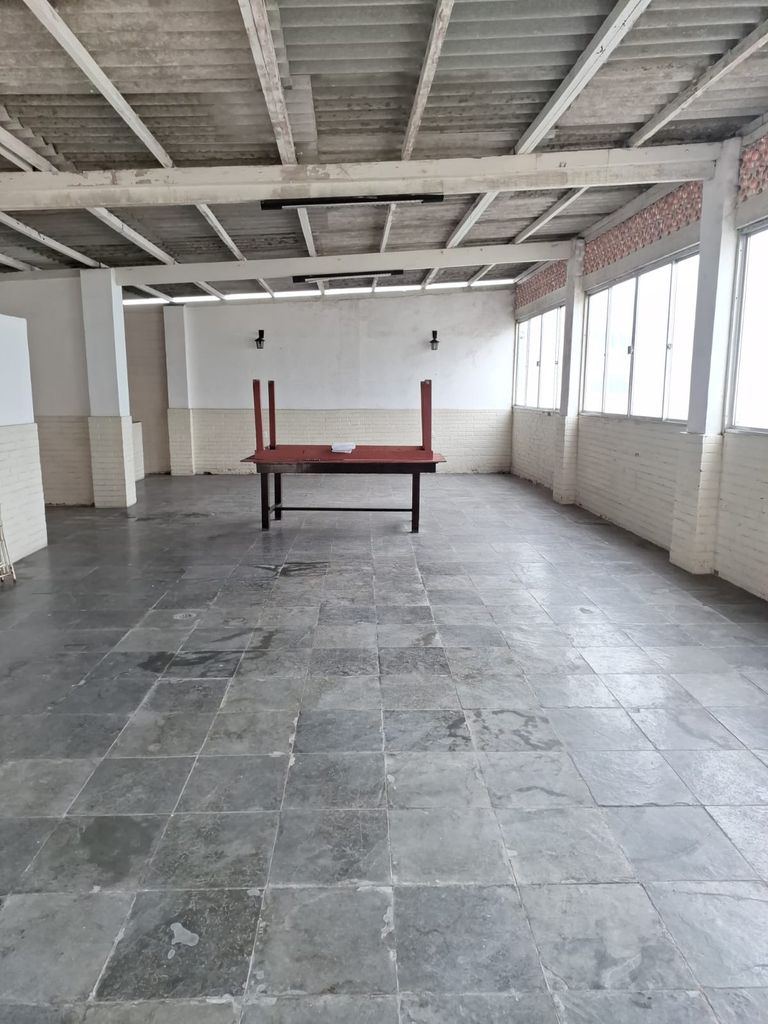 Imagens do imóveis Apartamento de Três Quartos no Bairro de Fátima no Centro do Rio de Janeiro