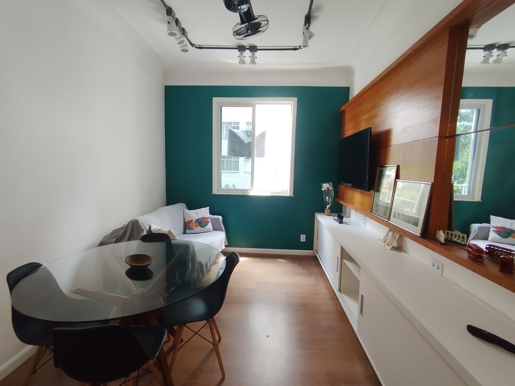 Imagens do imóveis Apartamento composto de Sala dois Quartos dependência em Centro Rio de Janeiro