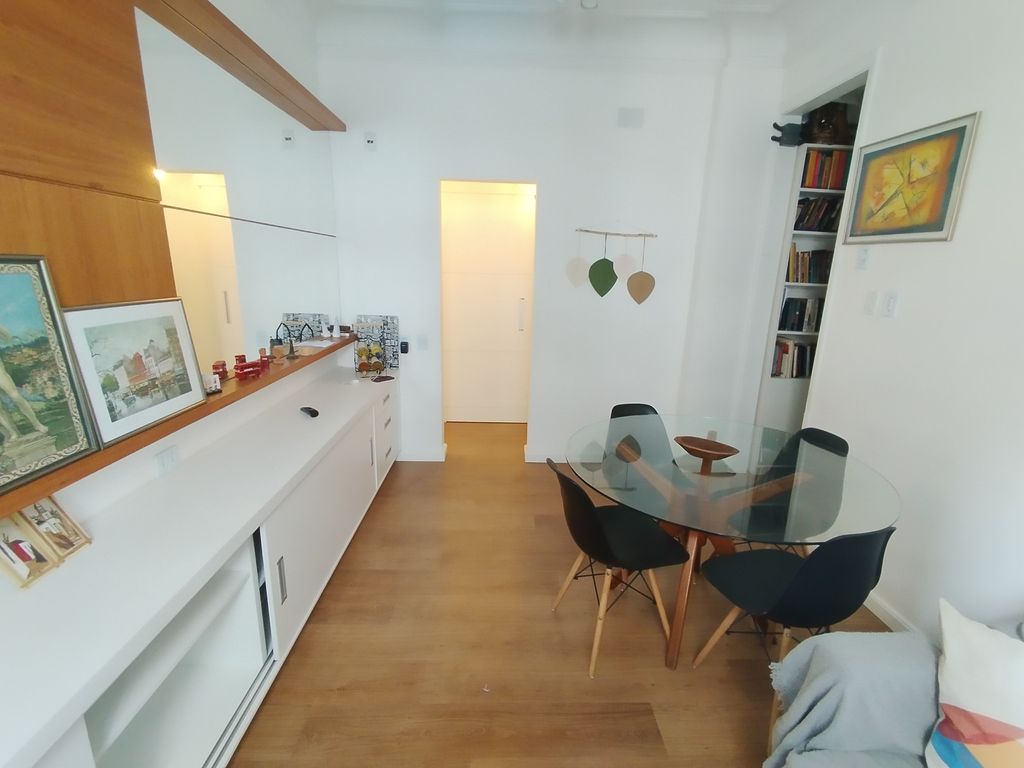 Imagens do imóveis Apartamento composto de Sala dois Quartos dependência em Centro Rio de Janeiro