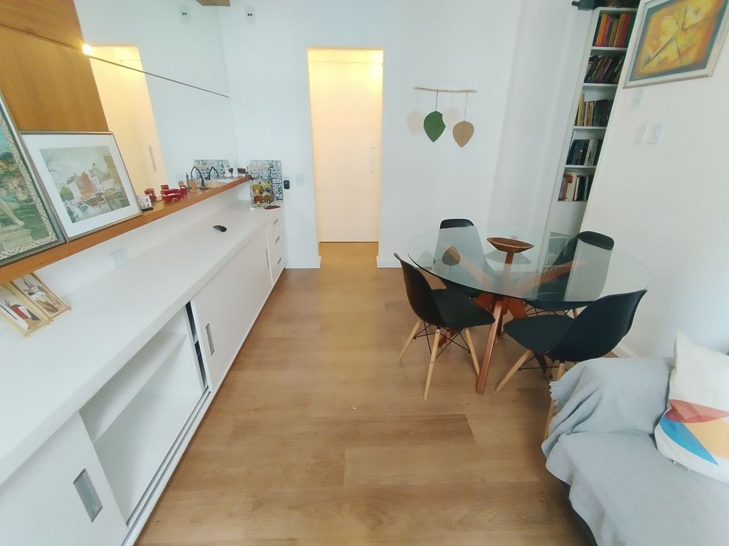 Imagens do imóveis Apartamento composto de Sala dois Quartos dependência em Centro Rio de Janeiro